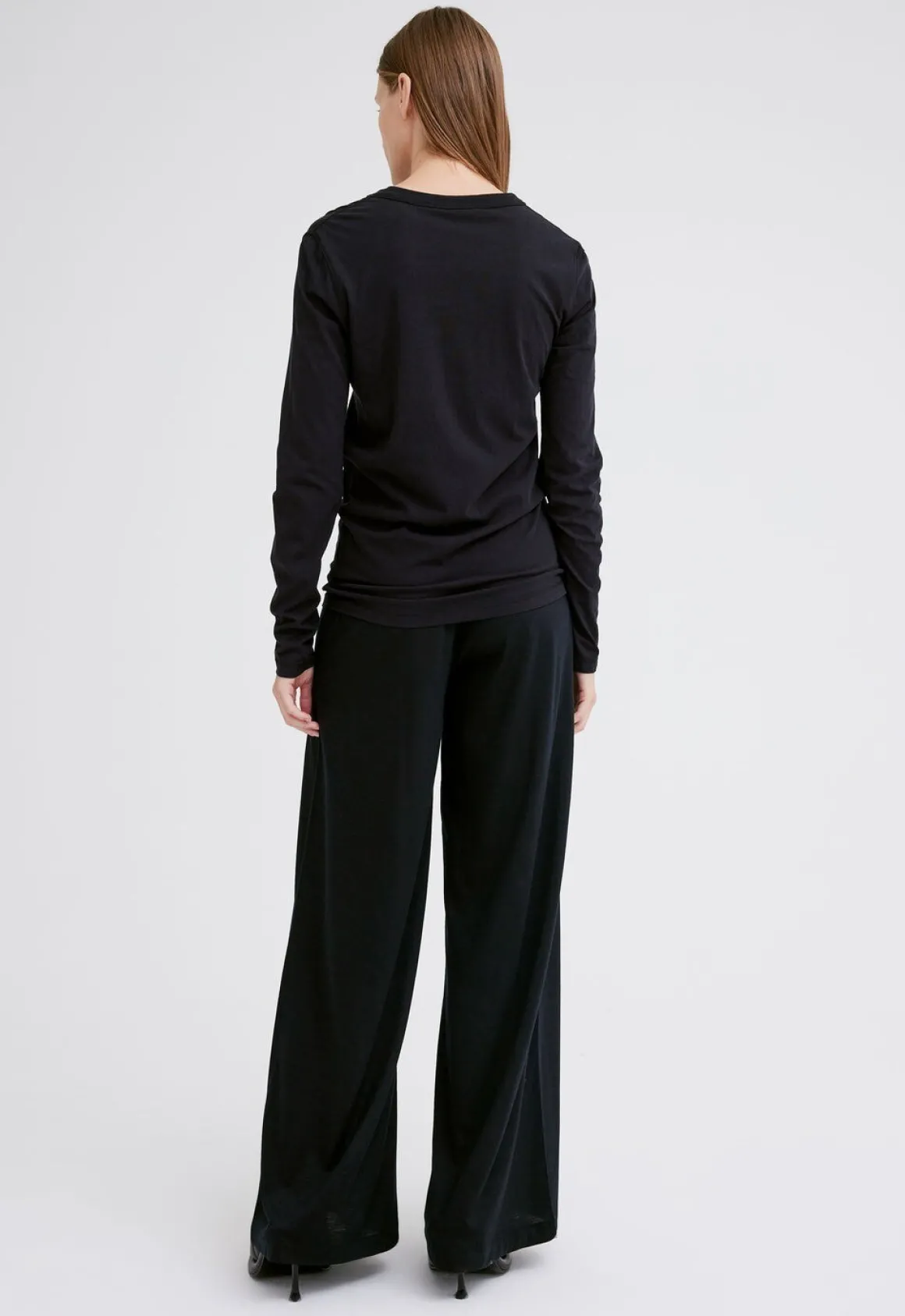 DAVIES L/S TEE (BLACK)