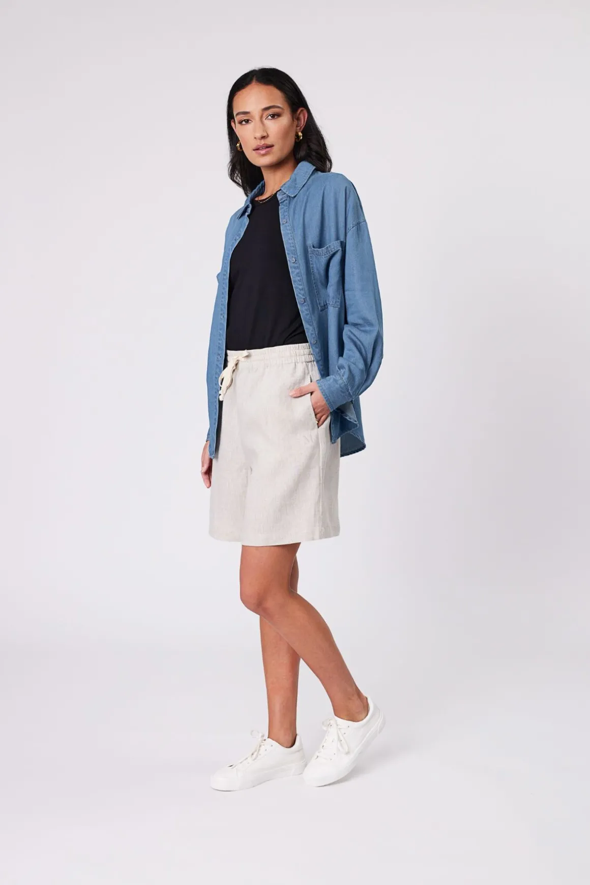 EASE BERMUDA SHORT (NATURAL)