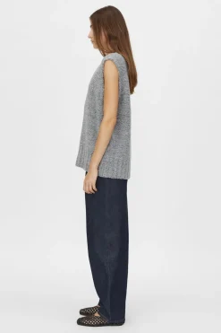 IZARA KNIT VEST (CHARCOAL NAVY)