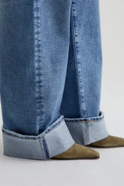 KORA HIGH-RISE WIDE LEG JEAN (18 YR ATLANTIC)