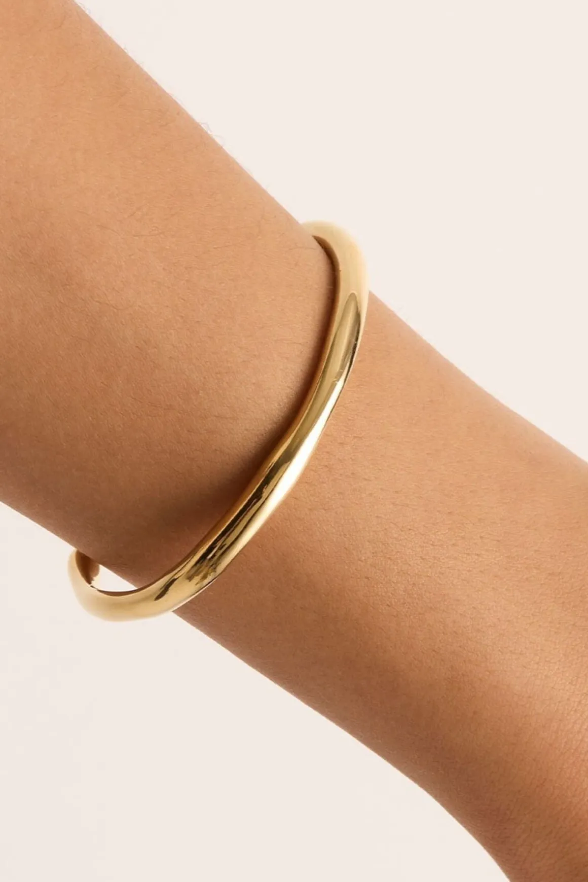 LOVER CUFF (18K GOLD VERMEIL)
