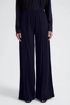 LYRA PANT (DARKEST NAVY)