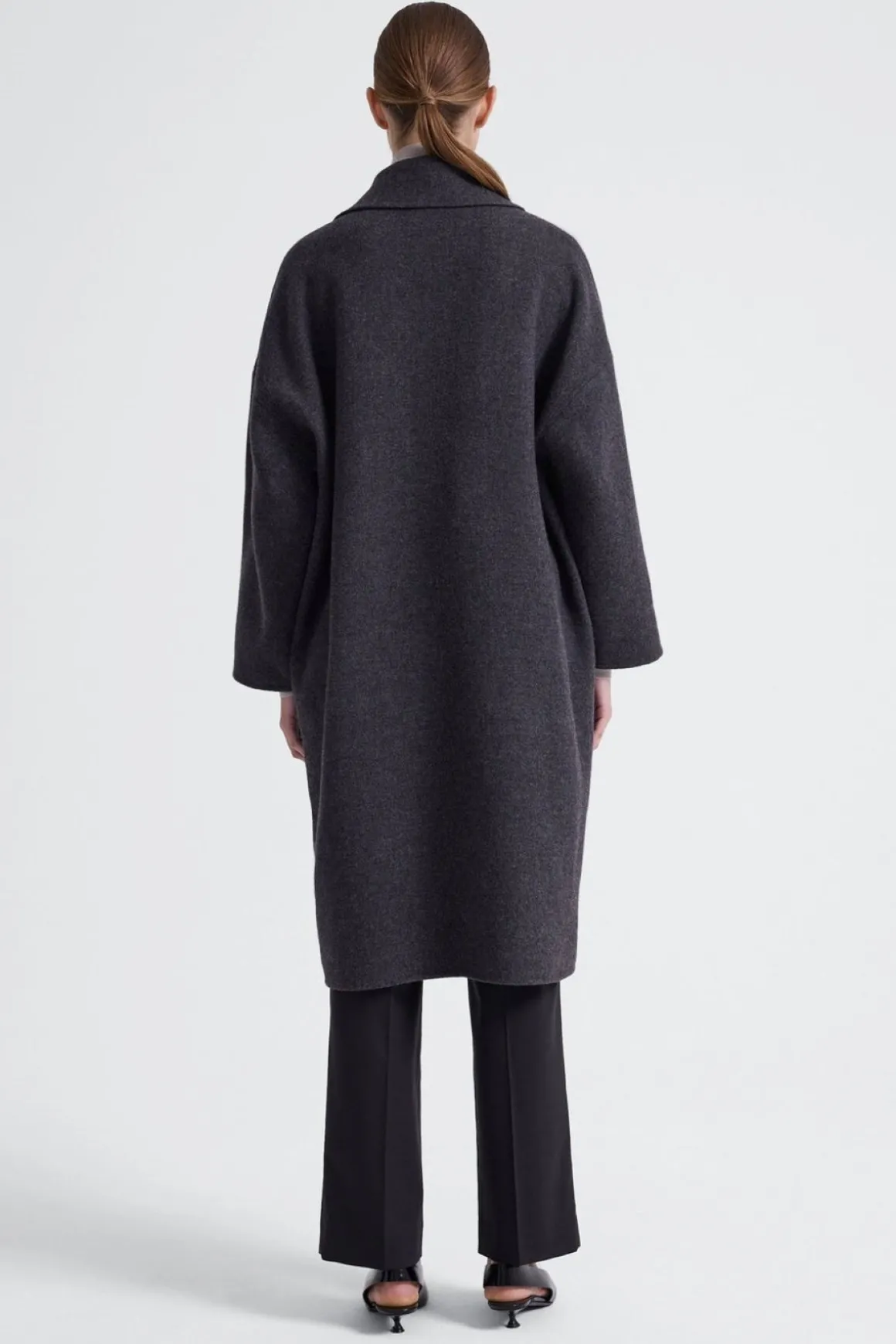 MEGA COAT (CHAR)