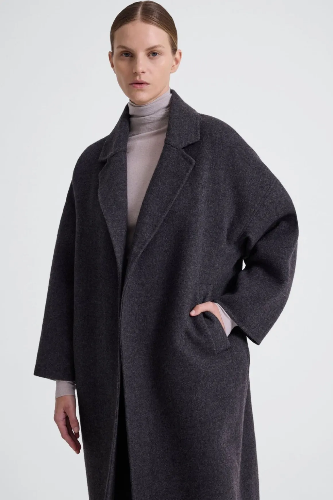 MEGA COAT (CHAR)