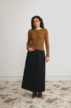 MERINO TWEEDY CROP CARDIGAN (WALNUT)