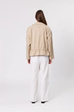 OLYMPUS SHORT TRENCH (CAMEL)