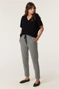 PURE CASHMERE RELAXED TOP (BLACK)