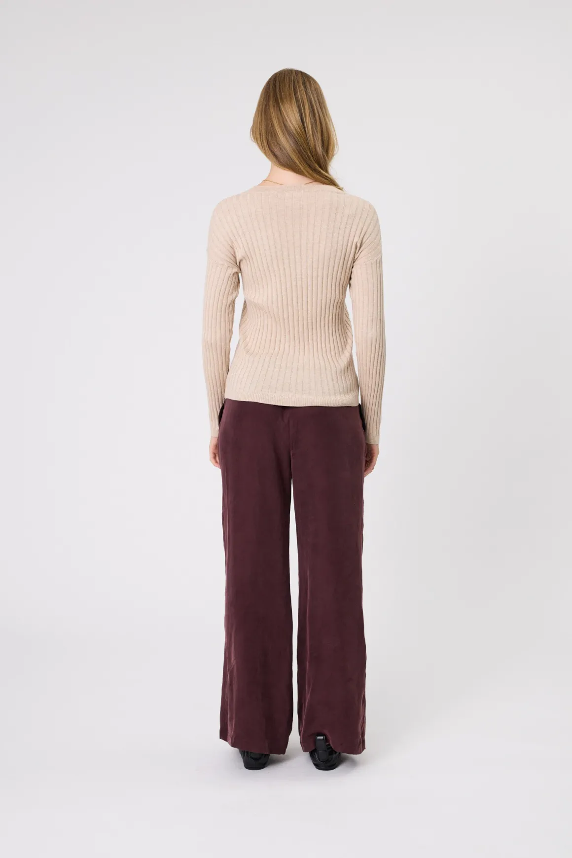 REIGN LONG SLEEVE KNIT (WHEAT)