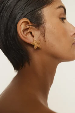 REVERIE STARFISH STATEMENT EARRINGS (GOLD)