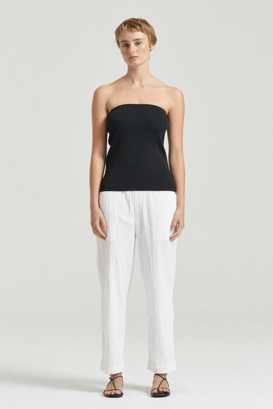 THE ALMA BANDEAU TOP (BLACK)