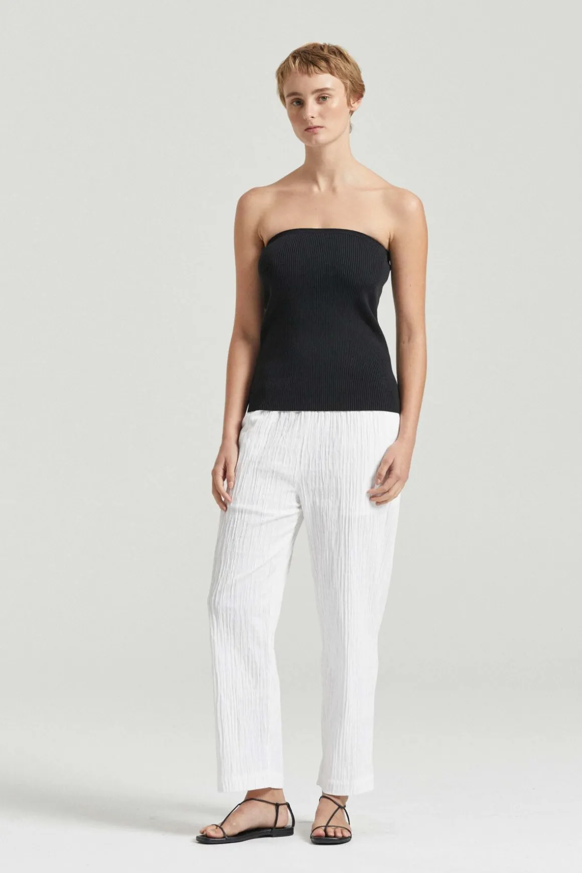 THE ALMA BANDEAU TOP (BLACK)
